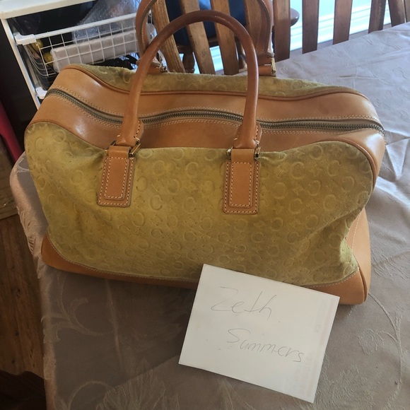 Celine - Picture 2 of 8